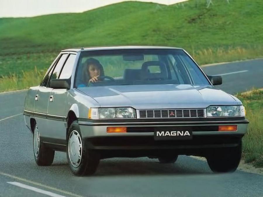  Mitsubishi Magna 1985 года  (фото 1 из 2)